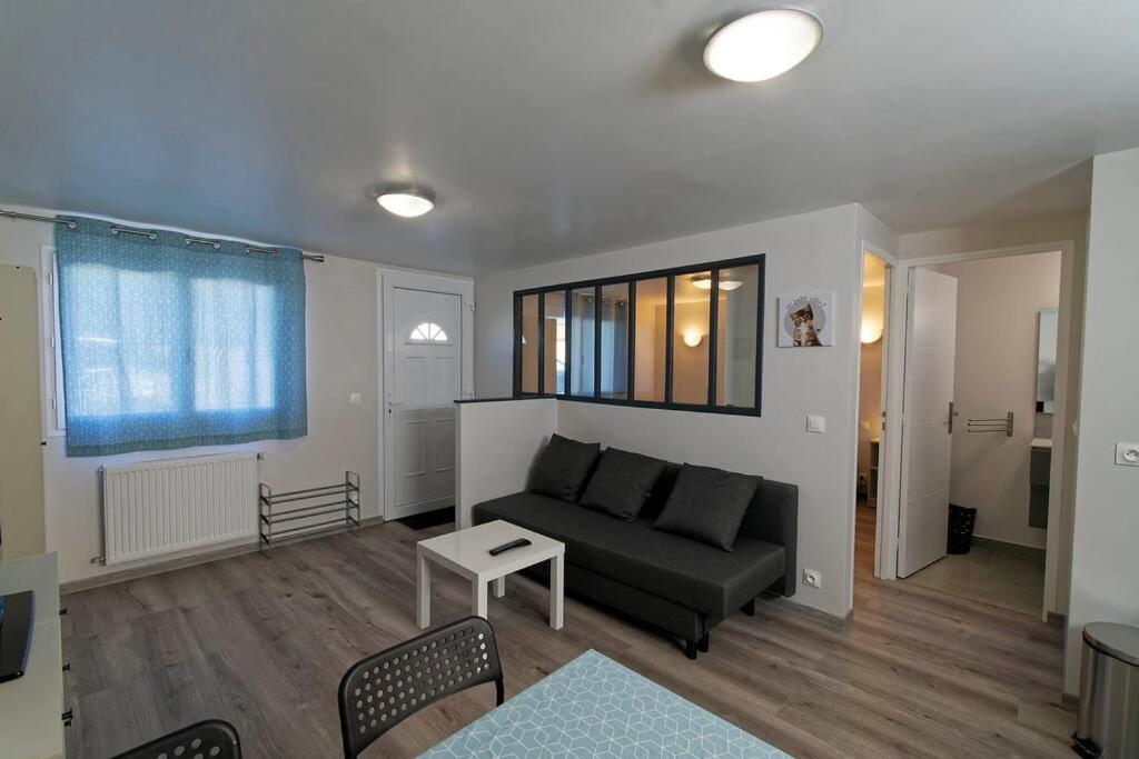Ferienwohnung Mon Petit Coin Tranquille Coubron Exterior foto