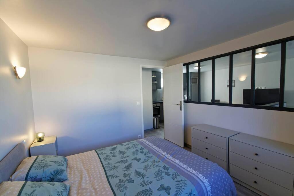 Ferienwohnung Mon Petit Coin Tranquille Coubron Exterior foto